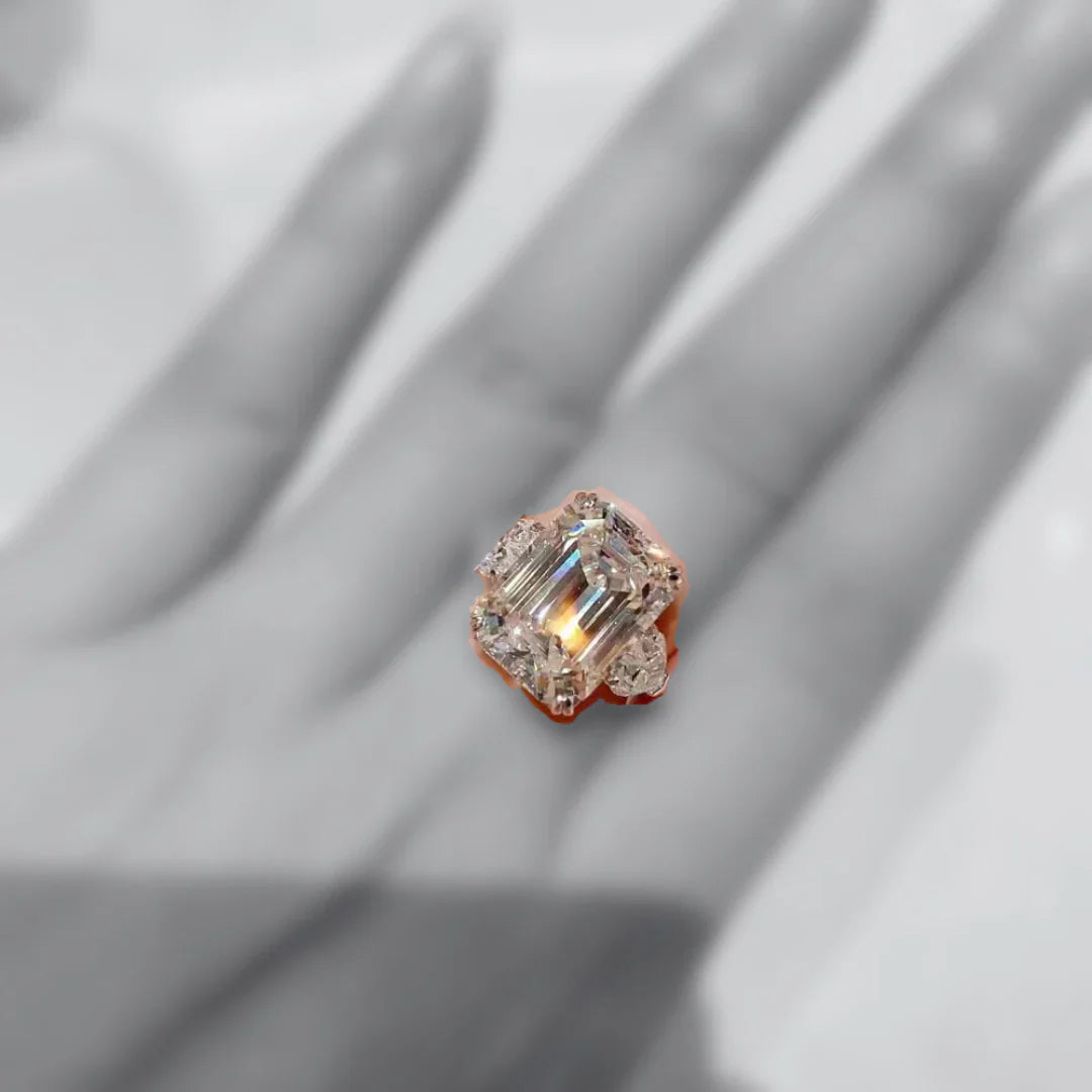 ESMERALDA emerald-cut moissanite ring